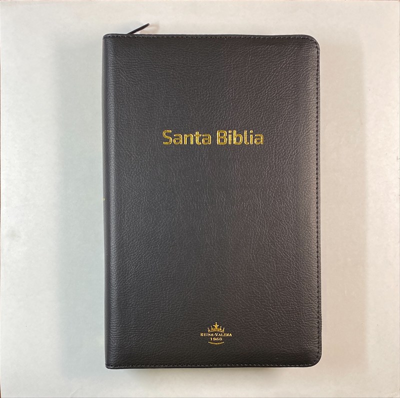 Biblia RVR60 Letra Grande Piel Negra Con Cierre | Biblias Baratas ...